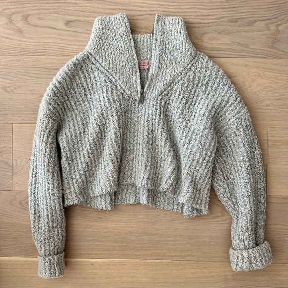 uo cozy gray half zip sweater - Picture 2 of 5